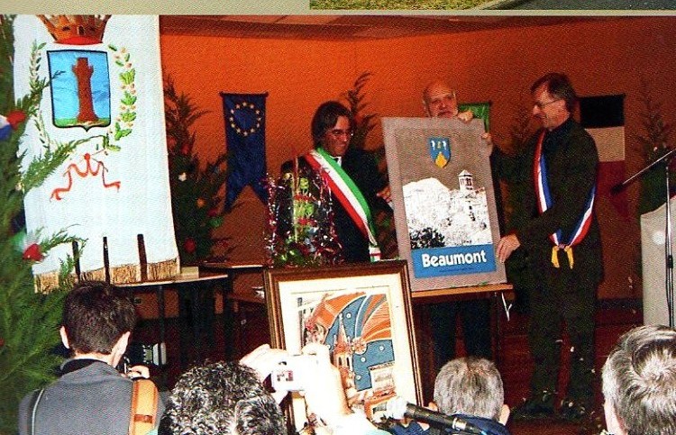 2004 Beaumont.jpg
