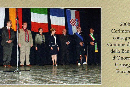 2008 bandiera europea.jpg