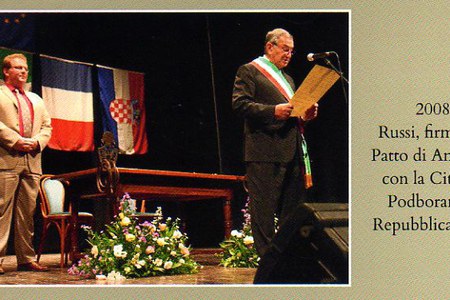 2008 firma patto amicizia con Podborany.jpg