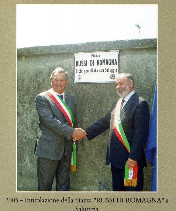 2005 Intitolazione piazza Russi a Saluggia.jpg