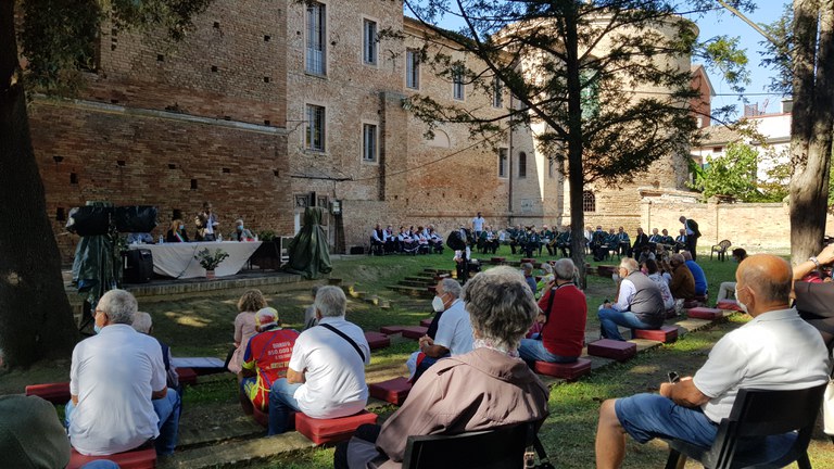 2021 Fira 25esimo gemellaggio Saluggia Rocca 1.jpg