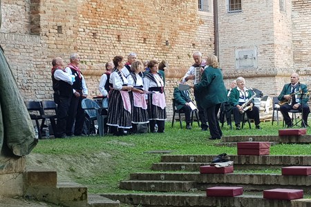 2021 Fira 25esimo gemellaggio Saluggia Rocca canterini romagnoli Russi.jpg