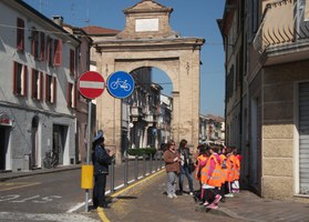 “Sicuri sulla strada” con la Polizia Locale