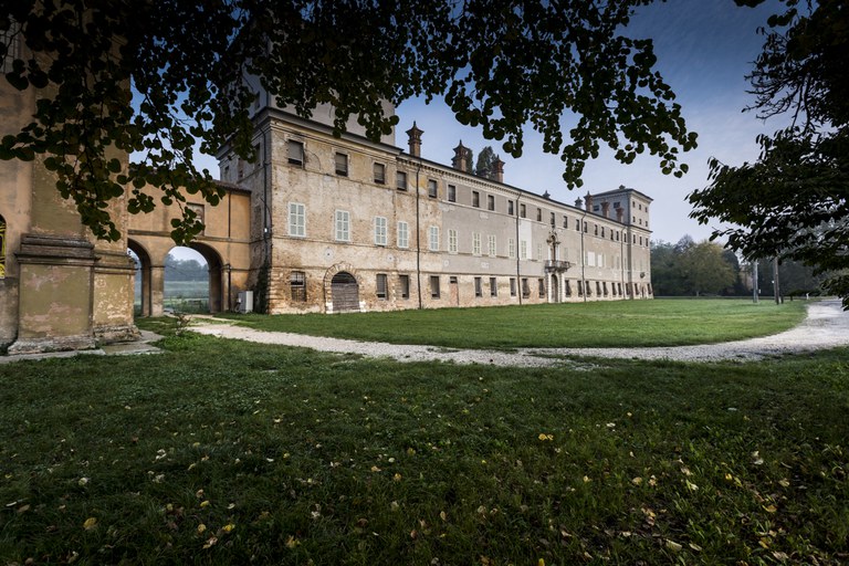 FOTO X CS PALAZZO SAN GIACOMO.jpg