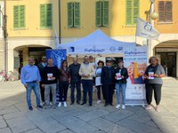 Truffe agli anziani, la campagna informativa nazionale ha fatto tappa al mercato di Russi